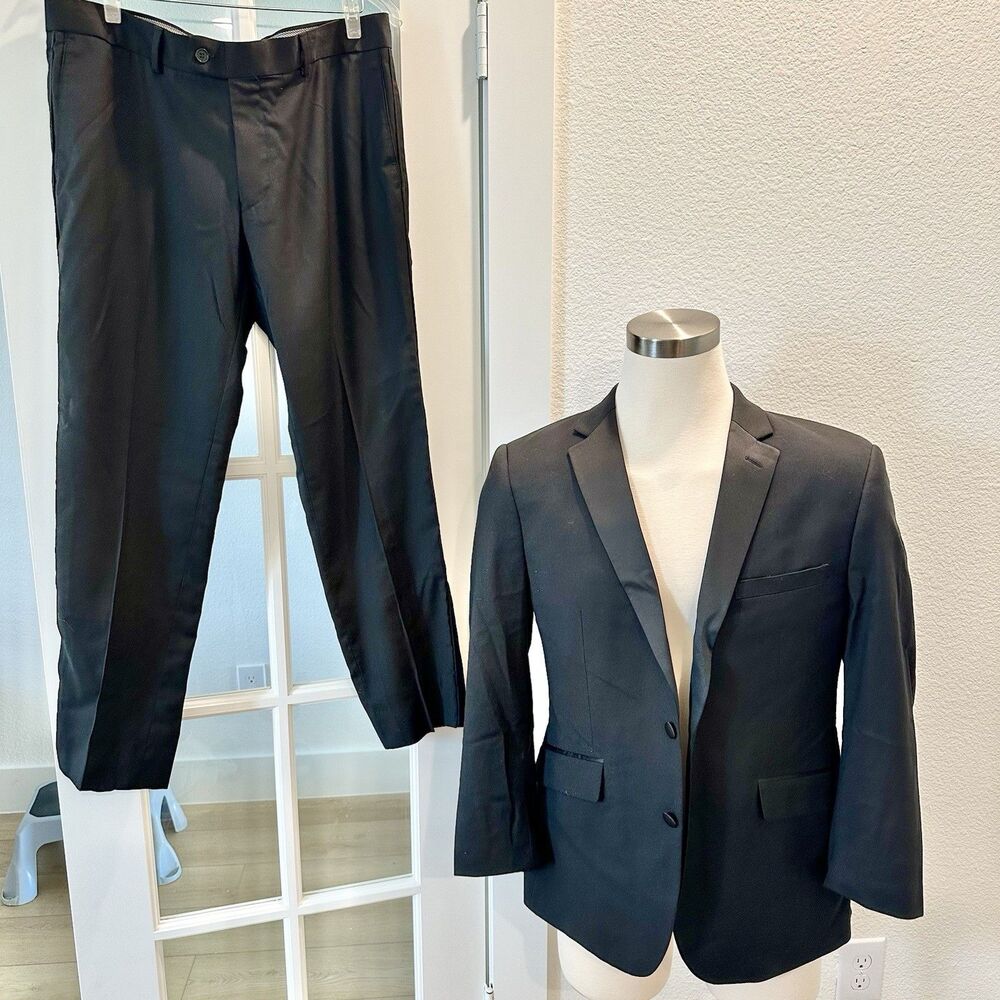 Lineage Men 2-pc Tuxedo Jacket 42S Short Satin Lapels & Pants 34x28" Black